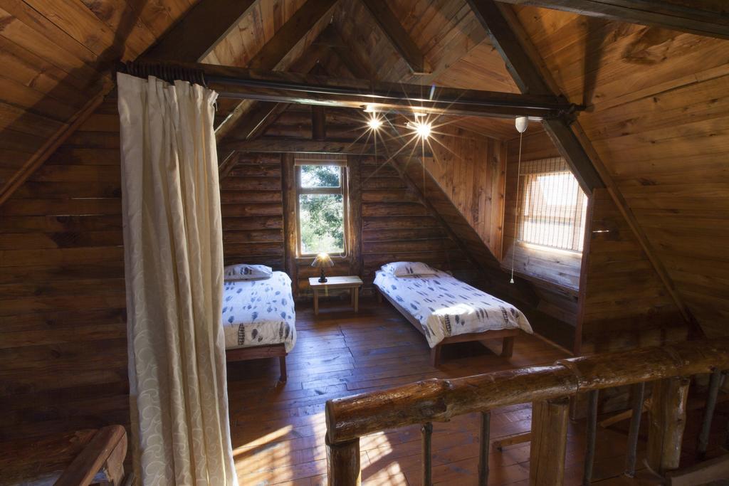 A Log Home At Buffalo Creek Buffeljagsrivier Bagian luar foto